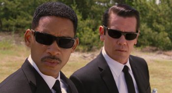 Люди в черном 3 / Men in Black III (2012) BDRip