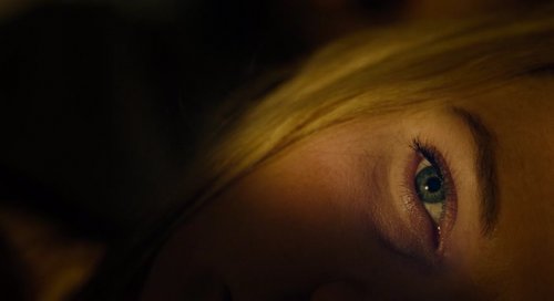 Девушка в поезде (2016) BDRip