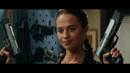 Tomb Raider: Лара Крофт (2018) 4K UHD BDRemux 2160p